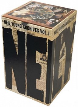 Neil Young - Archives Vol. 1 1963-1972 CD1 (8HDCD Box Set Reprise Remaster) 2009